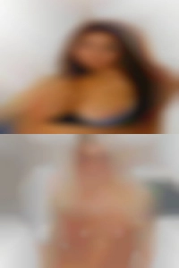Tajuanaborowiak1997, figured wife in bathroom