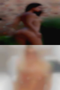 Tuckiegrose, naked women in