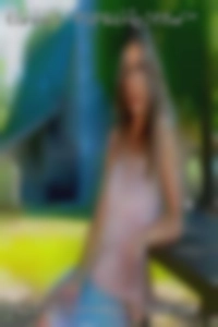 Honeey18 see